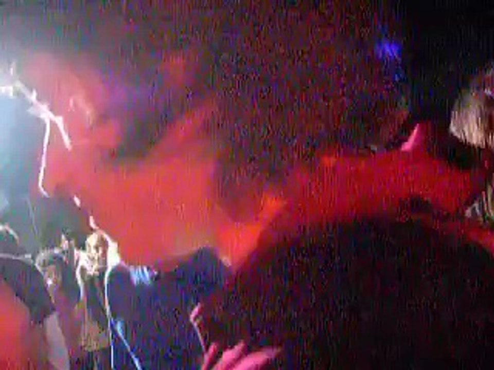 me and alex turner dancing Juicebox (the strokes)