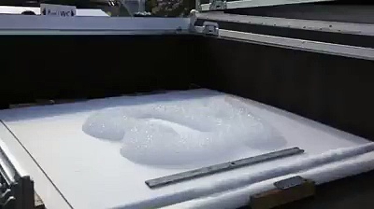 طابعات الفوم المملوء بغاز الهليوم