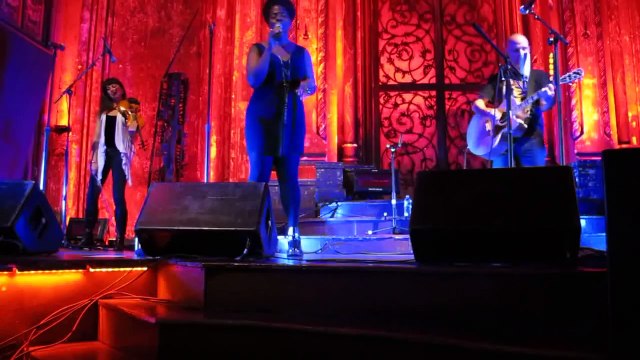 Moby Acoustic - Natural Blues