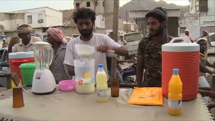 أزمة غذاء ودواء ووقود في عدن المحاصرة