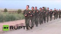 فيديو لتدريبات عسكرية شرسة لنساء كرديات لمواجهة 