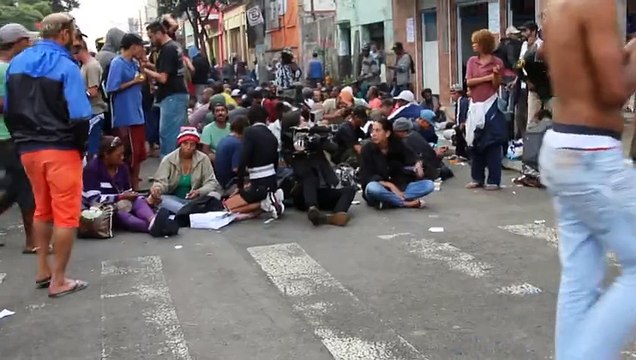 PROFISSÃO REPÓRTER 23-06-2015 - Drogas - Parte 1/2 Online Online Completo Íntegra TV Globo 23/06/2015 HD 480p