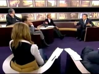 Vous êtes des pions !