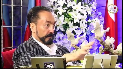 Bilgi sahibi olanlar, düşünenler Allah'ın varlığının delillerini sürekli anlatmalıdır.