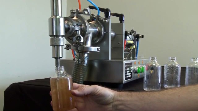 Máy chiết rót thuốc bảo vệ thực vật, phân bón lá, thuốc thú y, dung dịch ăn mòn dùng khí nén