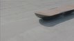 Hoverboard magnétique de Lexus - teaser qui met l'eau à la bouche