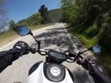 Collision frontale d'un motard avec un camion