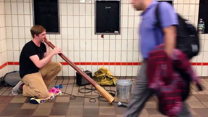 Unreal Boston beatboxer and didgeridoo player perform in subway station