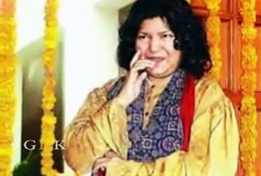 Ghazal Abida Parveen - Mujhe Bekhudi ye Tu Ne - Video Dailymotion