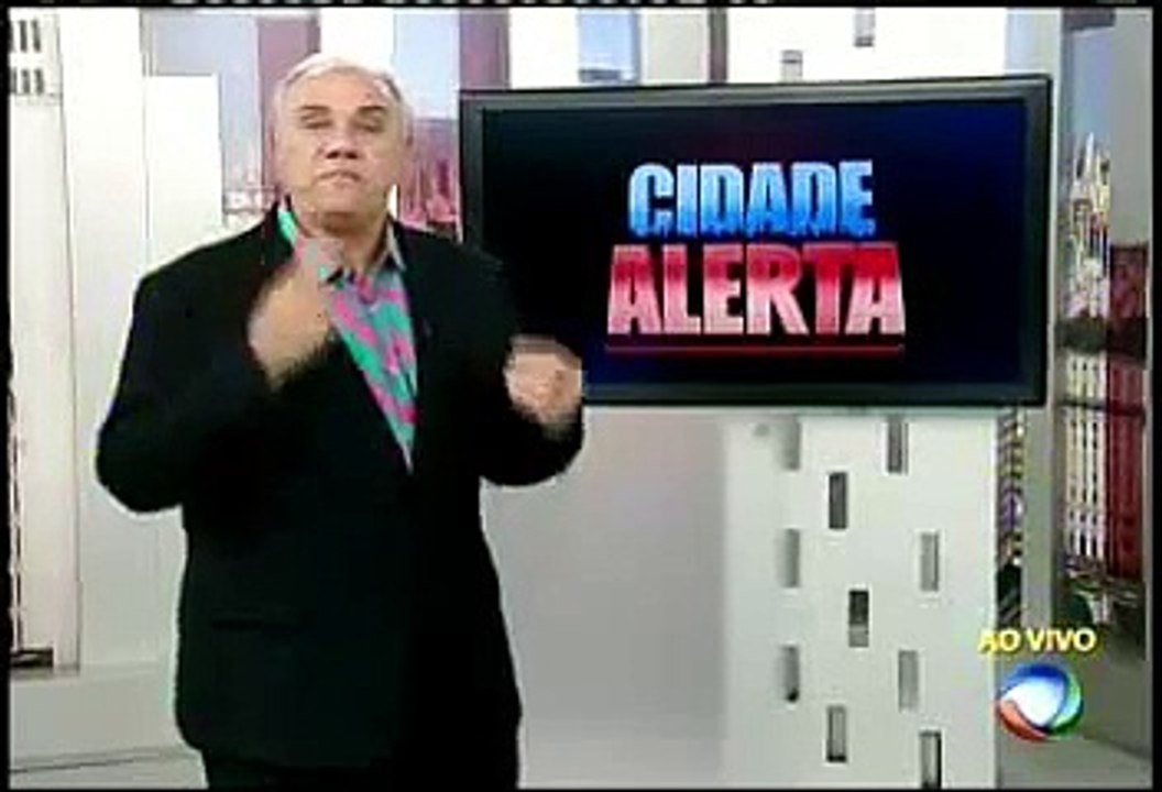 Marcelo Rezende e Percival em as 40 bonecas de coleção do Percival