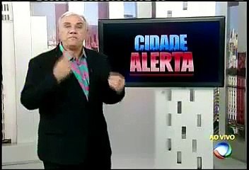 Marcelo Rezende e Percival em as 40 bonecas de coleção do Percival