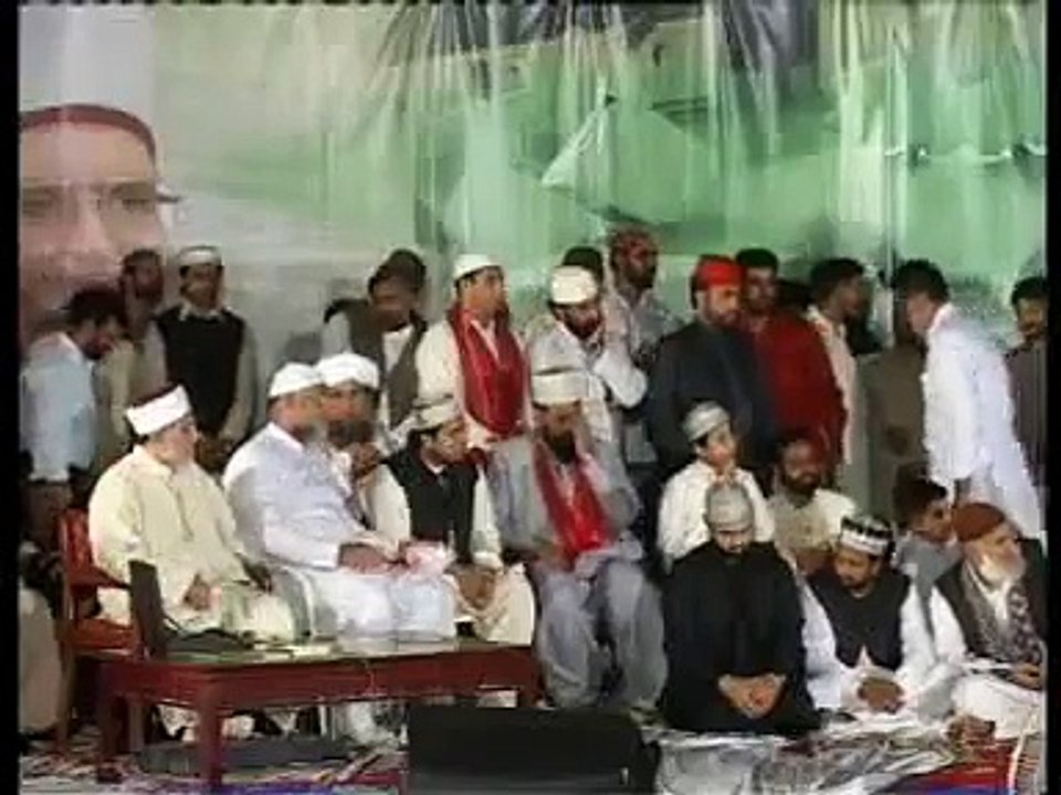 This is one of the best qawwali of Sher Ali Mehr Ali 2/3