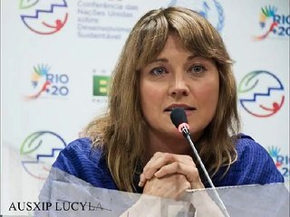 Greenpeace Press Conference in Rio for Arctic Sanctuary with Lucy Lawless 21 June 2012
