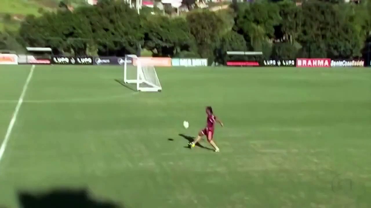 Ronaldinho Tricks in Training