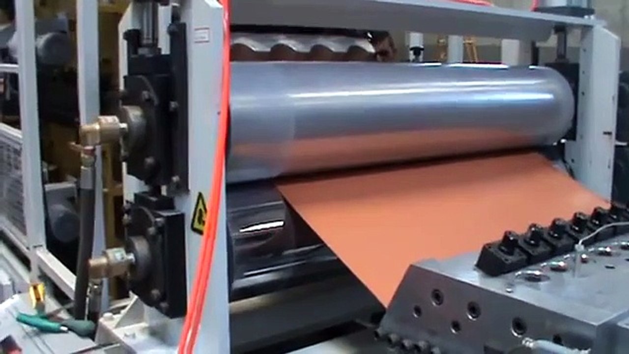 Linha de produção de telhas de PVC - POLYTECH MACHINERY