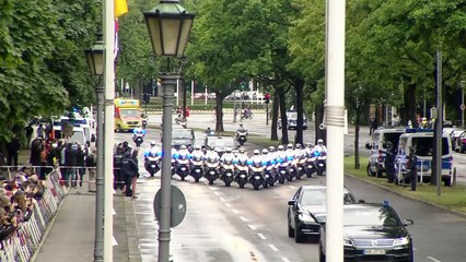 Elizabeth II en visite à Berlin, rencontres avec Merkel et Gauck