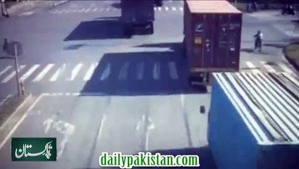 دنیا کا خوش قسمت ترین انسان،،، دیکھیں ویڈیو میں