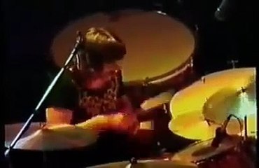 Led Zeppelin - Whole Lotta Love - Earl's Court 1975