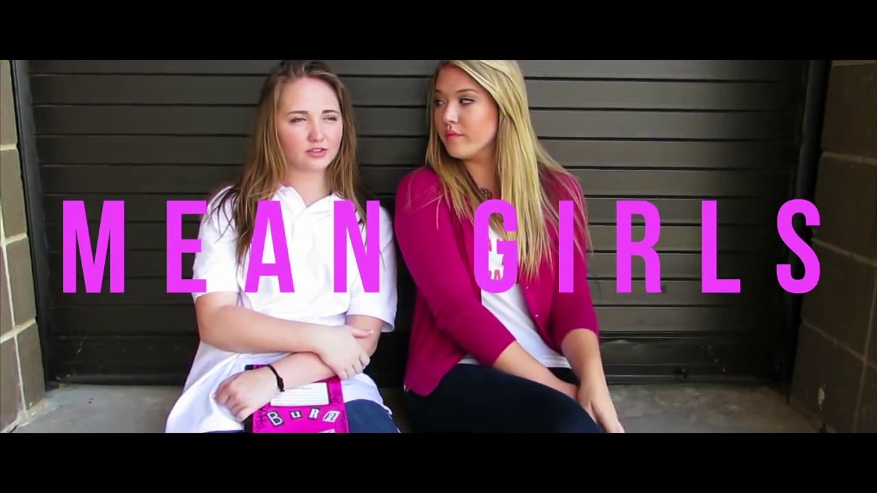 Mean Girls Halloween Costume + DIY Burn Book (Cady) | Kenzie Elizabeth