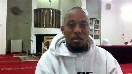 ABU MALIK DESO DOGG LIVE MIT EINER VIDEO BOTSCHAFT AUS MEKKA BEI DER HADSCH MIT DEM EZP TEAM