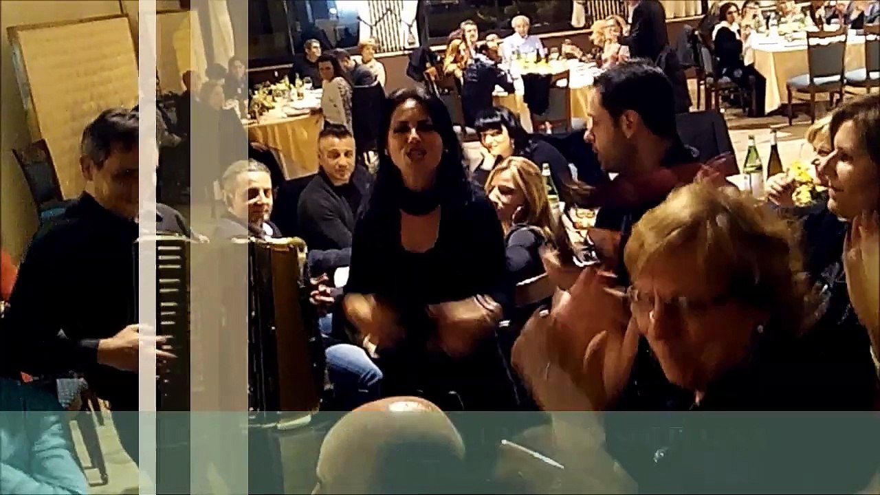 Posteggia classica napoletana con chitarra mandolino matrimonio napoli