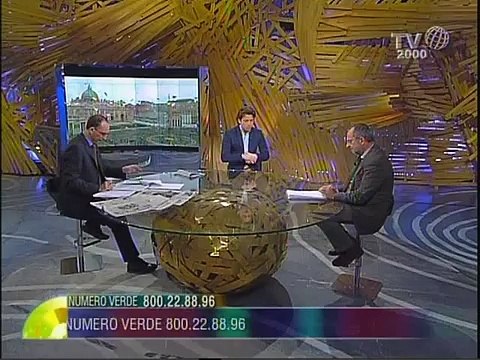 Il saluto di Papa Francesco ai fedeli dopo la celebrazione eucaristica a Sant'Anna