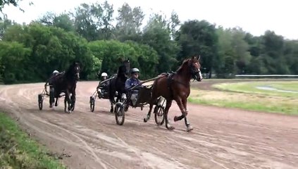 DANSEUSE DE KACY ET DIABLO DEL ROLANDO EN REPRISE