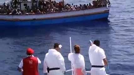 How Italy responds to "boat people" - asylum seekers.