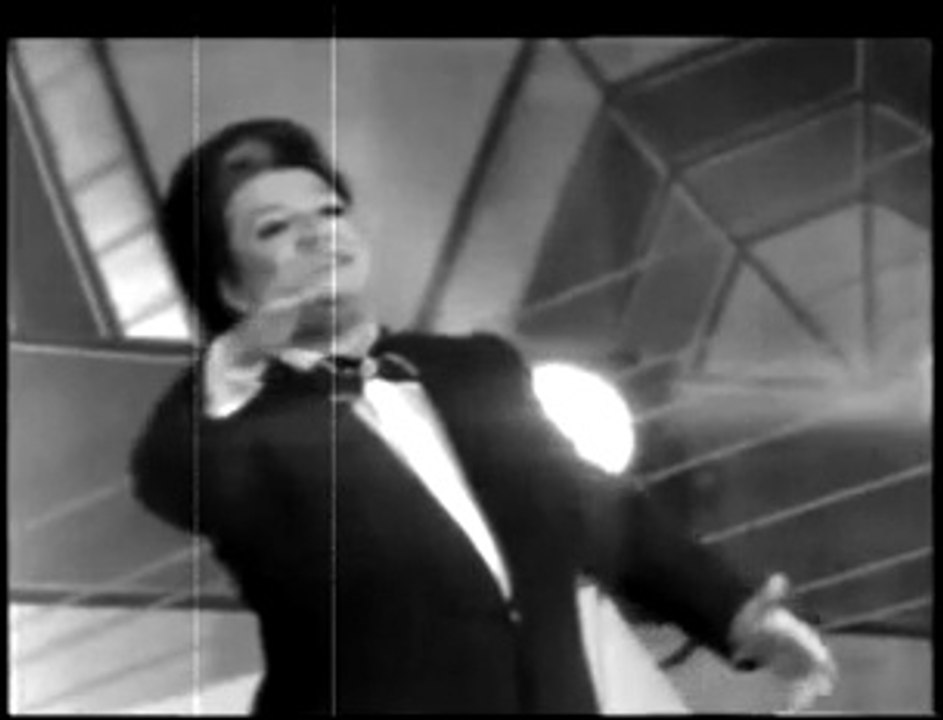 Mihrabım Diyerek - Zeki Müren