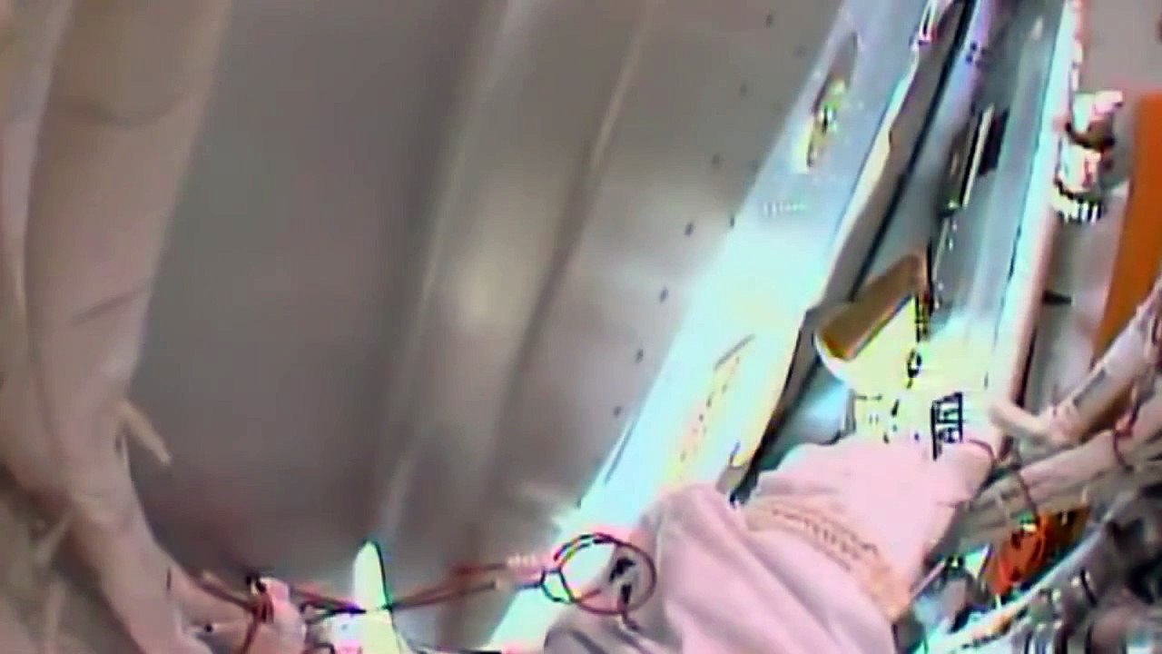 10 Really Amazing Things About Spacesuits