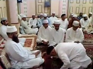 Watch How This Molvi Is Committing Shirk