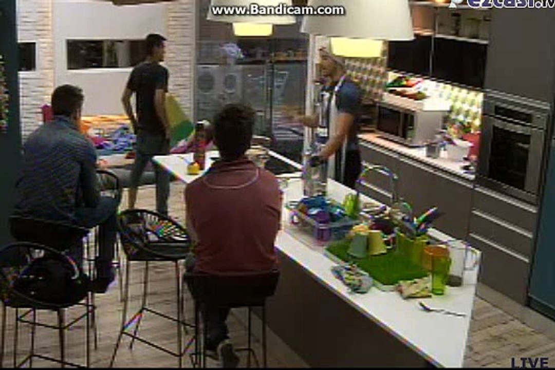 Fran y Romi preparan almuerzo 24 jun