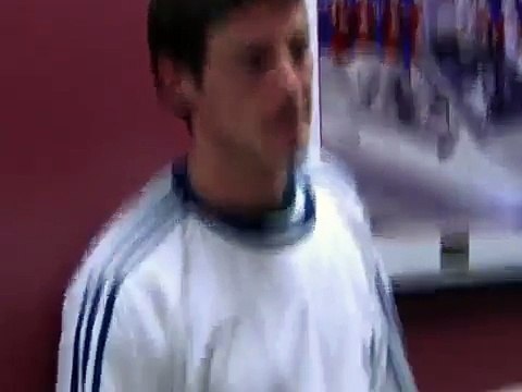 Facing Federer credits by Marat Safin