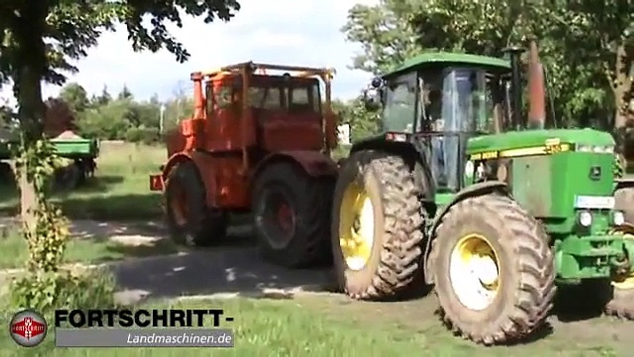 Kirovets K-700 A & einige ZT 's aus der ZT Schmiede Zechin