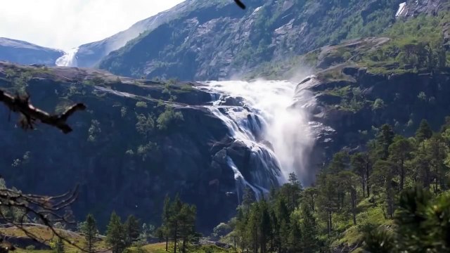 EDVARD GRIEG In the Hall of the Mountain King