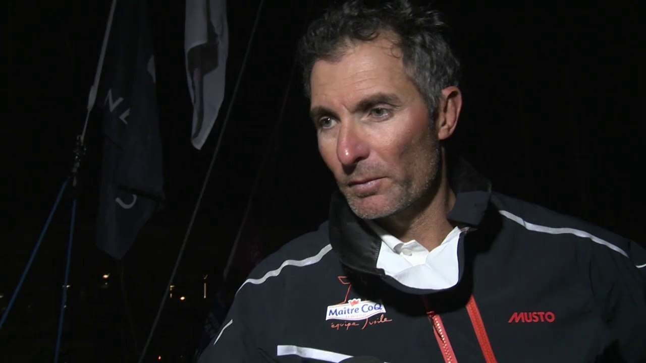 Arrivée Jérémie Beyou (Maître Coq) : "Ce n'est pas génial, je ne suis pas super fier de moi… "