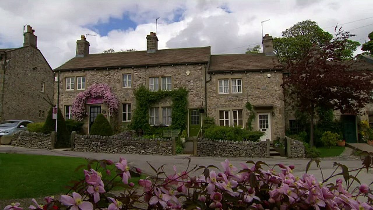 Aaron and Robert (Emmerdale) - [24th June 2015]