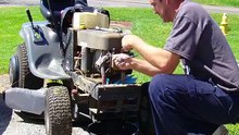 Valve Adjustment Briggs & Stratton Intek OHV (Craftsman Riding Lawnmower / Lawn Tractor)