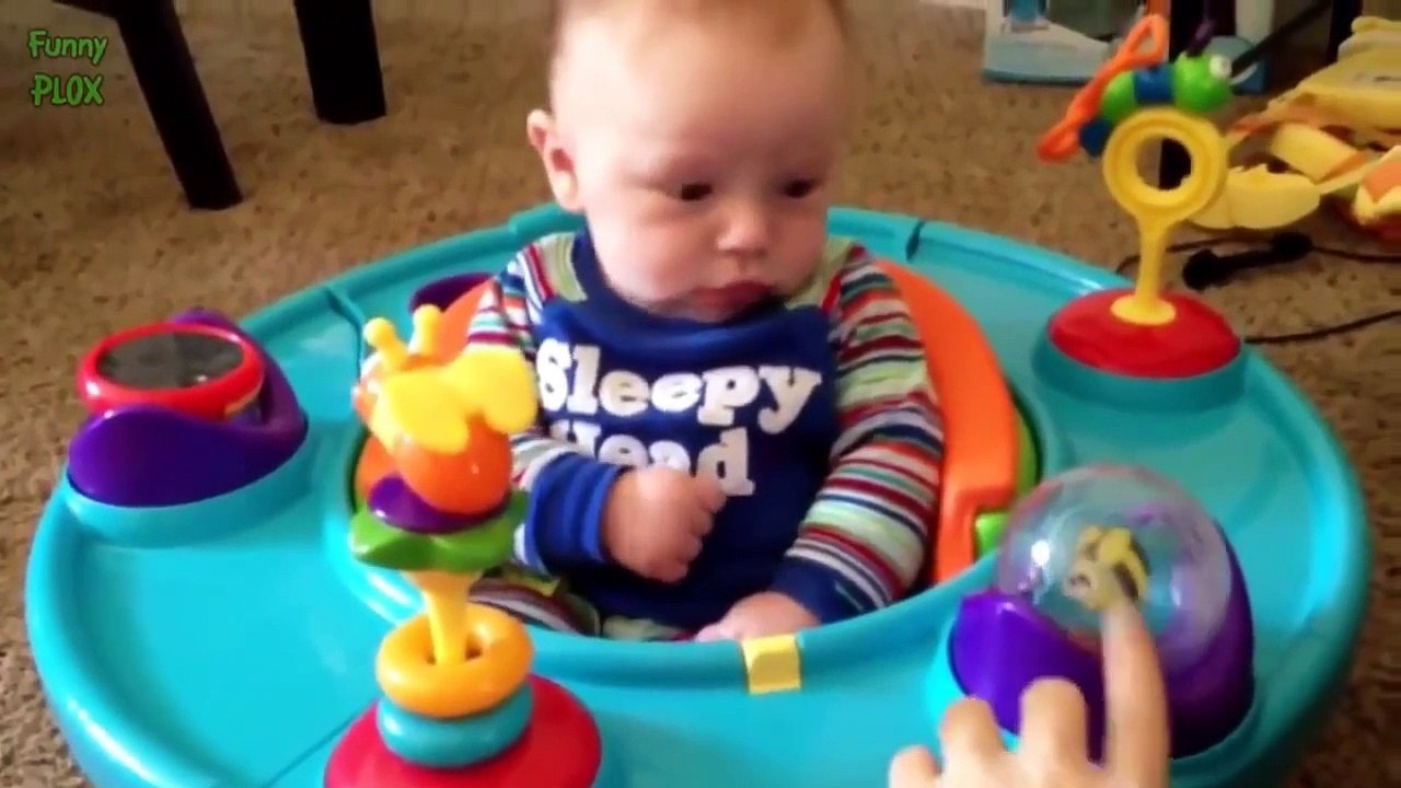 Bébés Drôles Peur De Jouets. Compilation 2015 [Nouvelle HD]