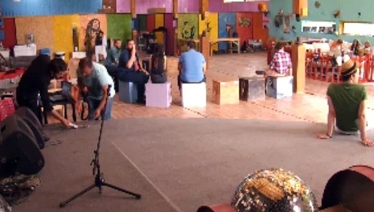 Demet Akalın Kavgası Türk Halkını Hala Anlayaman Noyan İçeir