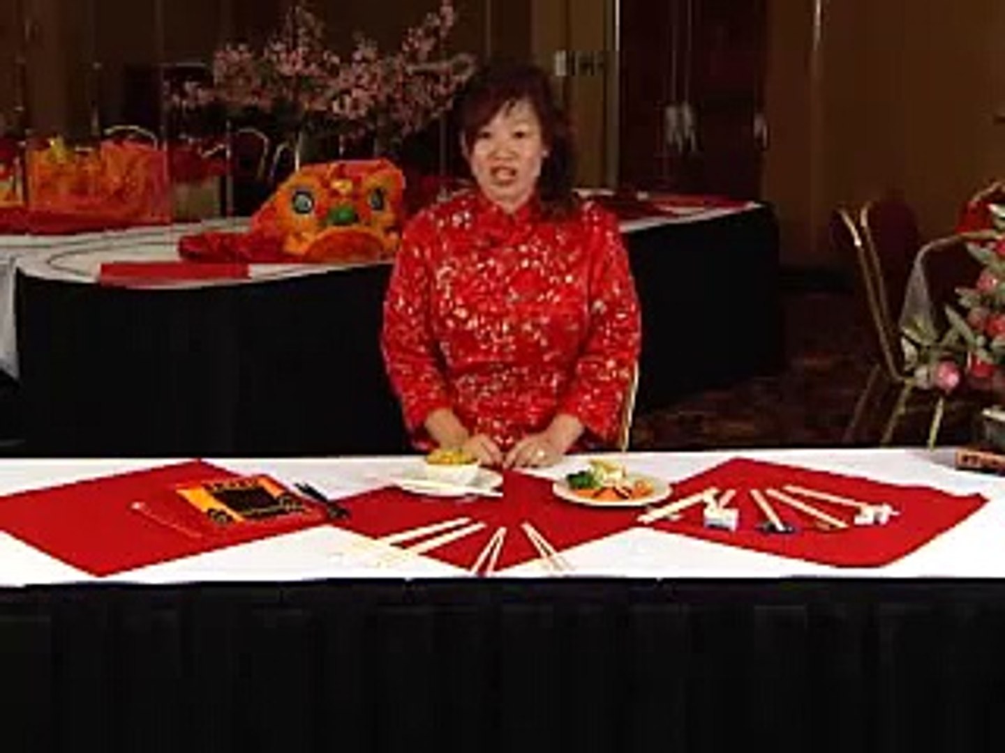 ⁣How to Use Chopsticks