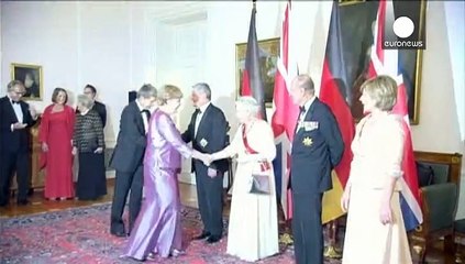 هشدار ملکه بریتانیا نسبت به چند دستگی در اروپا