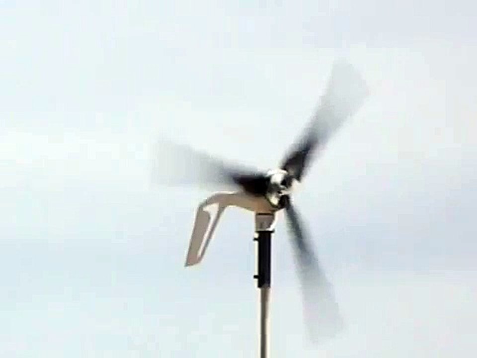 Air-X Wind Turbine Seeking Wind and Flipping Around in 30+ Gusts
