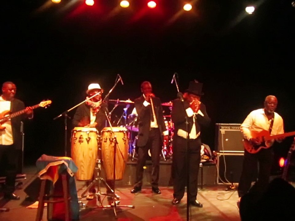 BARLY BARUTI & CONGO NOSTALGIA (Rumba congolaise) au Centre Wallonie-Bruxelles à Paris, 24 juin 2015