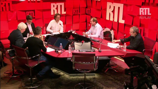 Stéphane Bern reçoit Didier Van Cauwelaert dans A La Bonne Heure du 25 06 Part 2