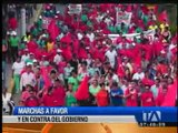 En Santo Domingo se realizaron marchas a favor y en contra del Gobierno