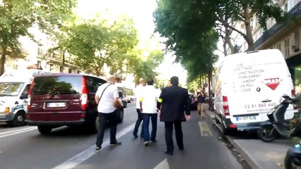 Agression d'un chauffeur Uber pop à Paris par des Taxis