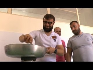 Napoli - I detenuti di Poggioreale diventano pasticceri (24.06.15)