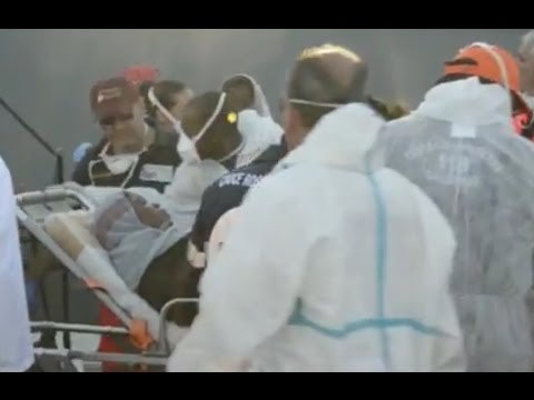 Salerno - 522 migranti sbarcano da nave tedesca (23.06.15)