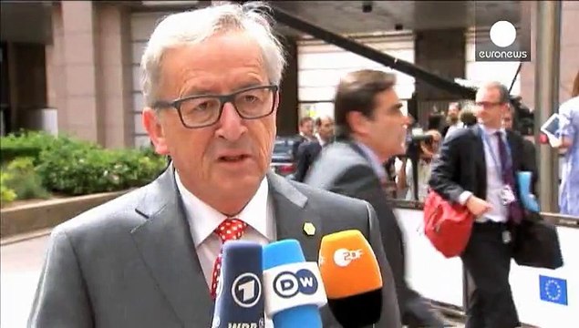 Саміт ЄС зосереджено на порятунку Греції й перерозподілі мігрантів